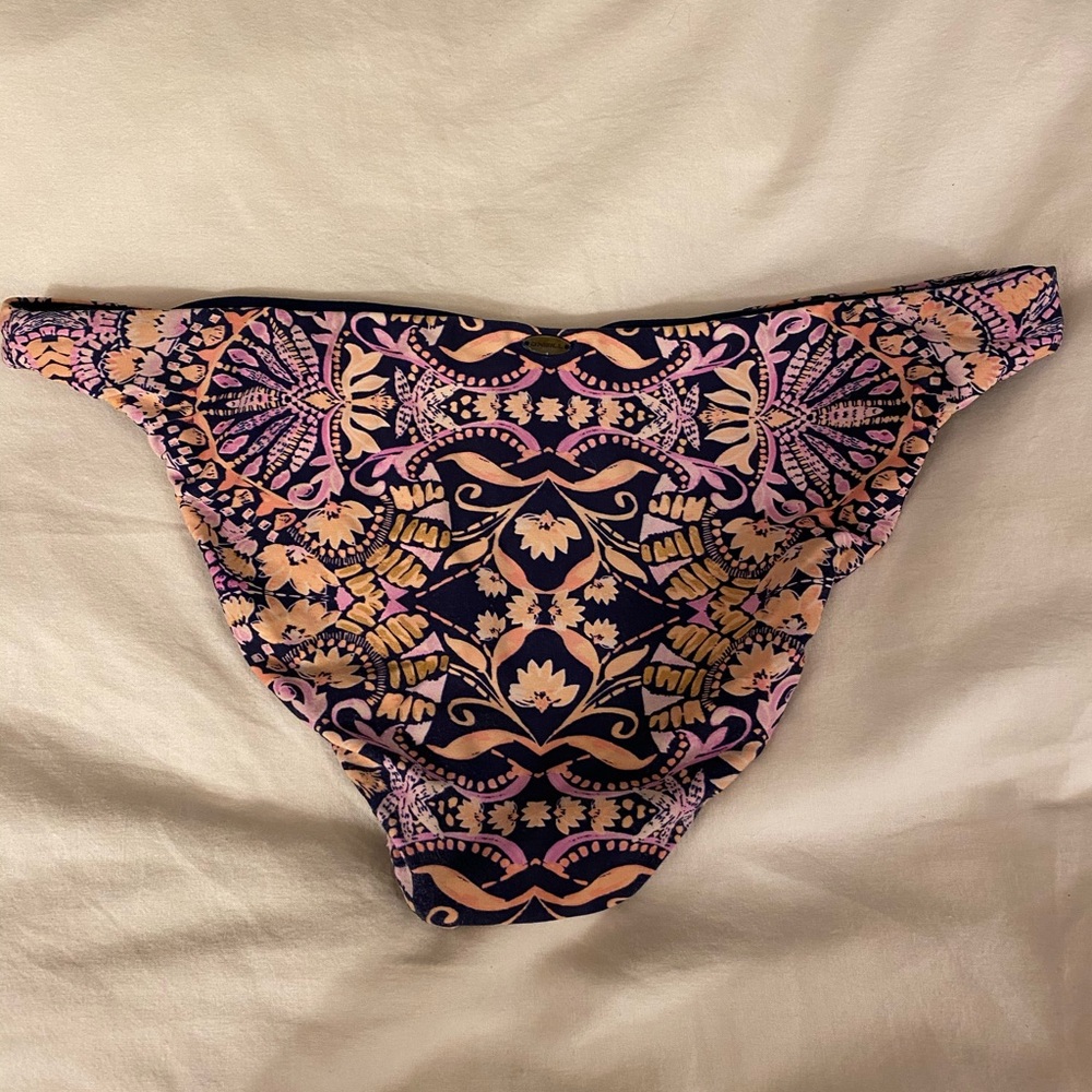O’Neill revisable bikini bottoms